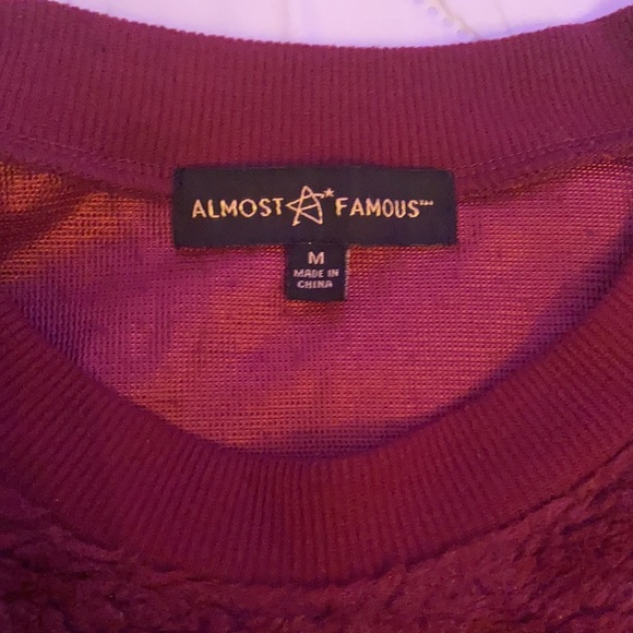 Maroon fuzzy sweatshirt - Picture 3 of 4